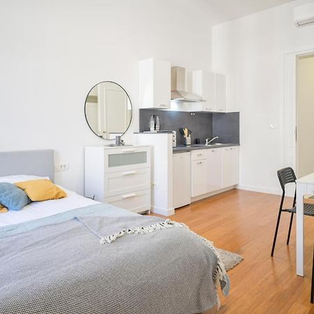 Berry Berry Studio Apartamento Zagreb Exterior foto